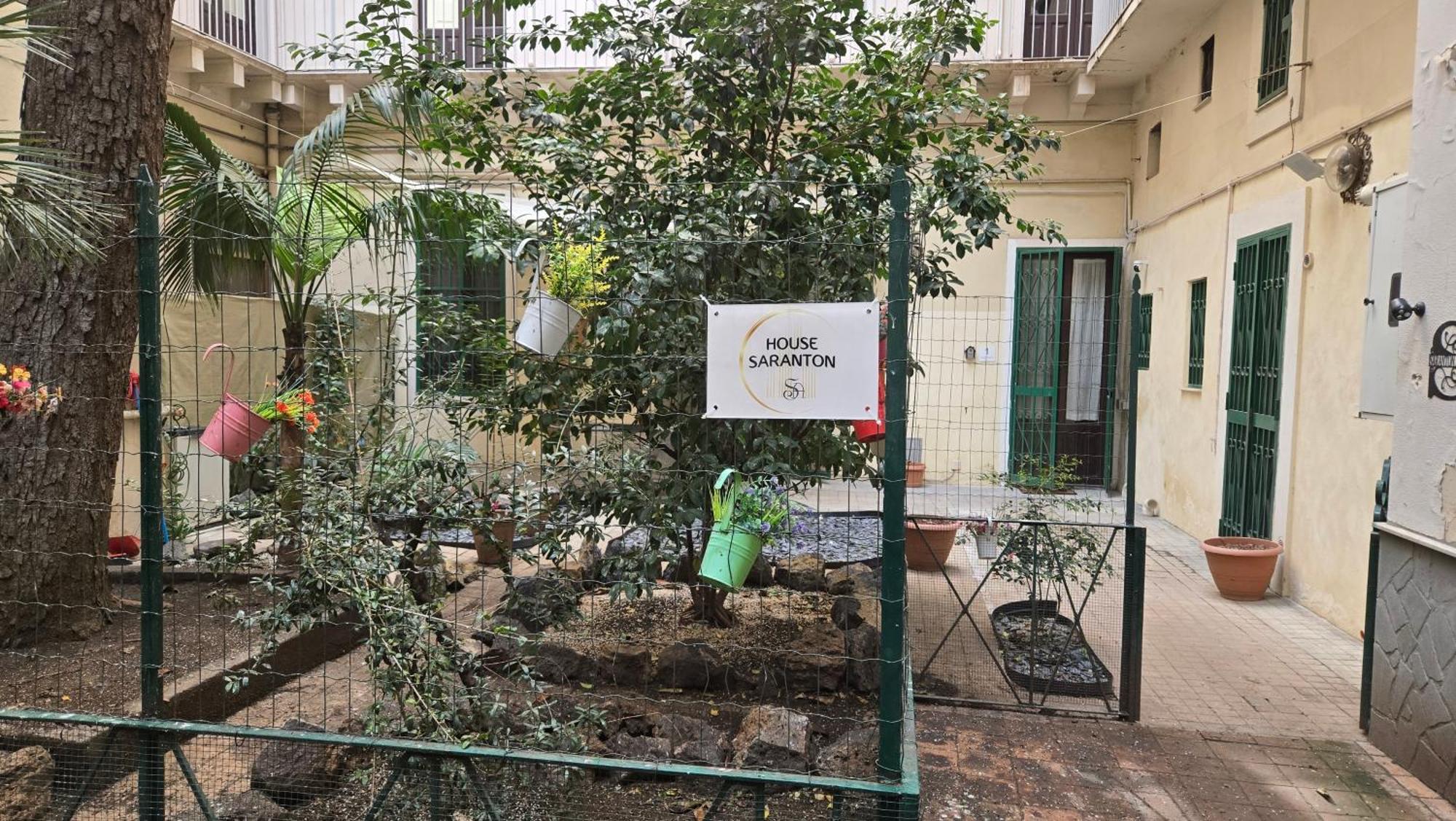 Hotel Saranton House à Catane Extérieur photo